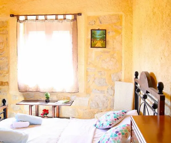 Vila Irene Stone - Private Pool - Sleeps 6 Hersonissos (Crete)