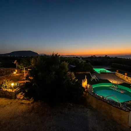 Villa Irene Stone - Private Pool - Sleeps 6 Chersonissos