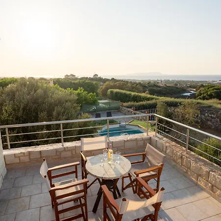 Villa Irene Stone - Private Pool - Sleeps 6 Hersonissos (Crete)