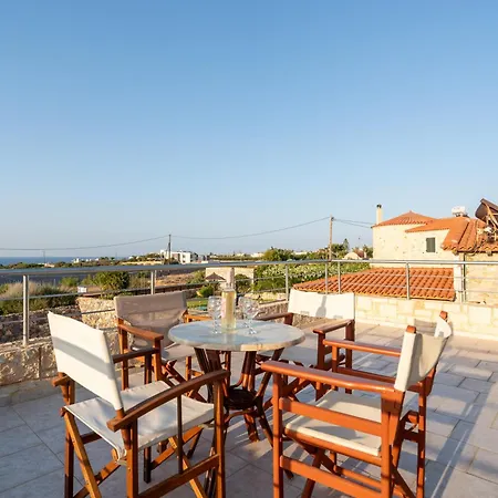 Irene Stone - Private Pool - Sleeps 6 Villa