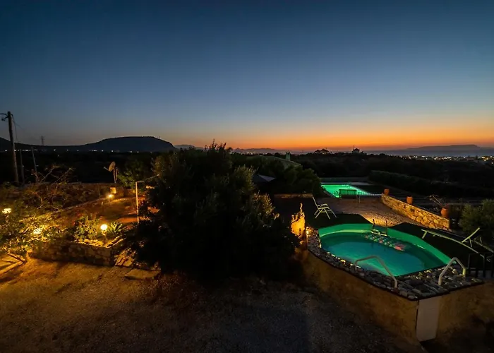 Villa Irene Stone - Private Pool - Sleeps 6 Hersonissos (Crete)