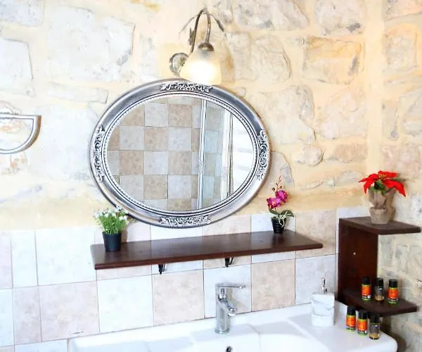 Irene Stone - Private Pool - Sleeps 6 Hersónissos